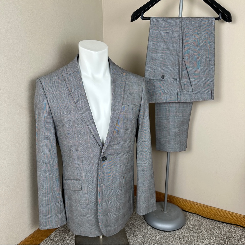 Express Slim Suit Light Gray Plaid Jacket & Pants